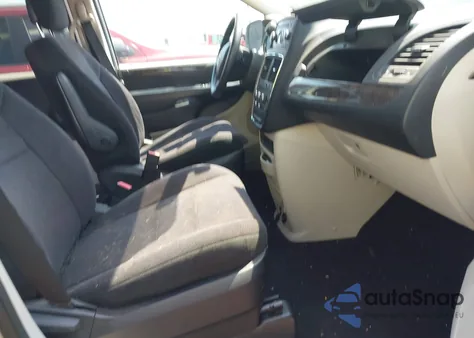 2011 Dodge Grand Caravan Express z USA, uszkodzony, nr VIN 2D4RN4DG3BR690913